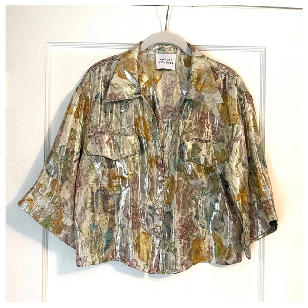 Hayley Menzies Bonita Shimmering Metallic Gold Floral Crop Blouse Button Down M - Picture 3 of 7
